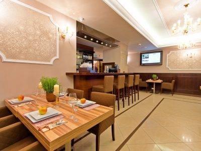 Wiatraczna Hotel Varsó Kültér fotó